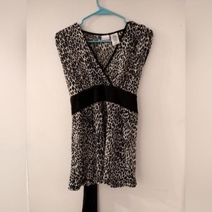 Leopard print cap sleeve top